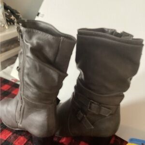 Stylish Women's Black Boots